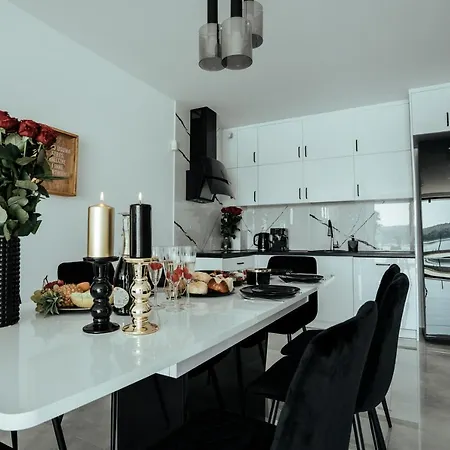 Z Widokiem Na Mazury Jezioro Czos Sauna Jacuzzi מארנגובו