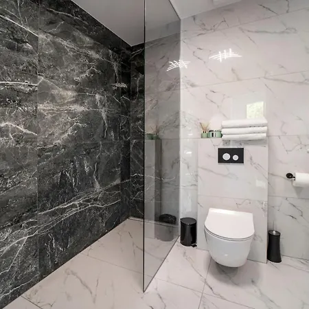 Z Widokiem Na Mazury Jezioro Czos Sauna Jacuzzi 4* מארנגובו