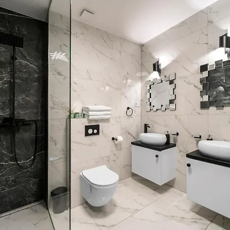 מלון דירות Z Widokiem Na Mazury Jezioro Czos Sauna Jacuzzi 4*